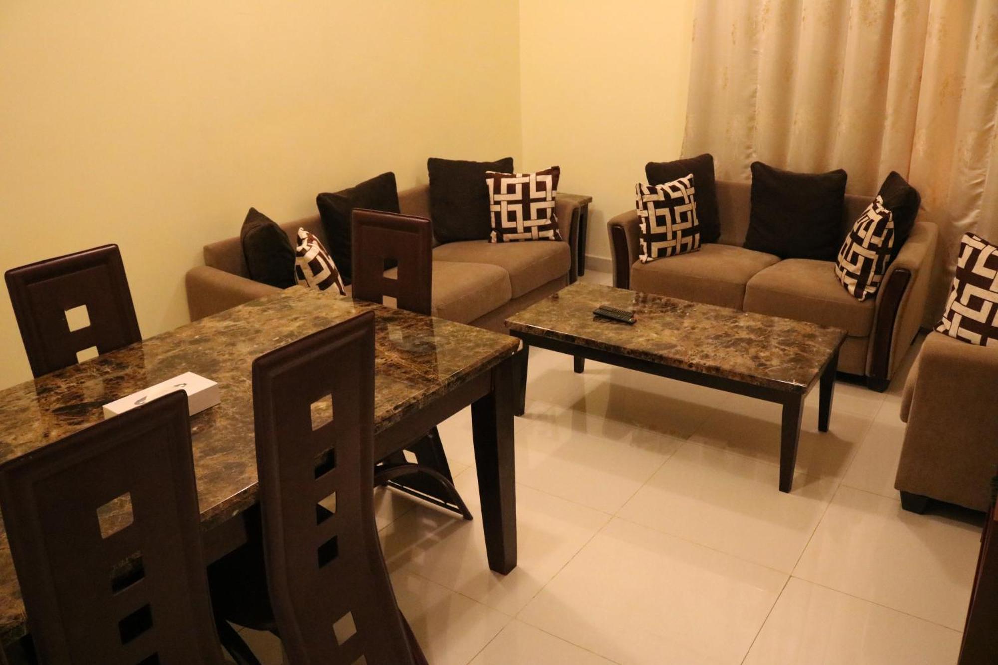 Nizwa Hotel Apartments Экстерьер фото